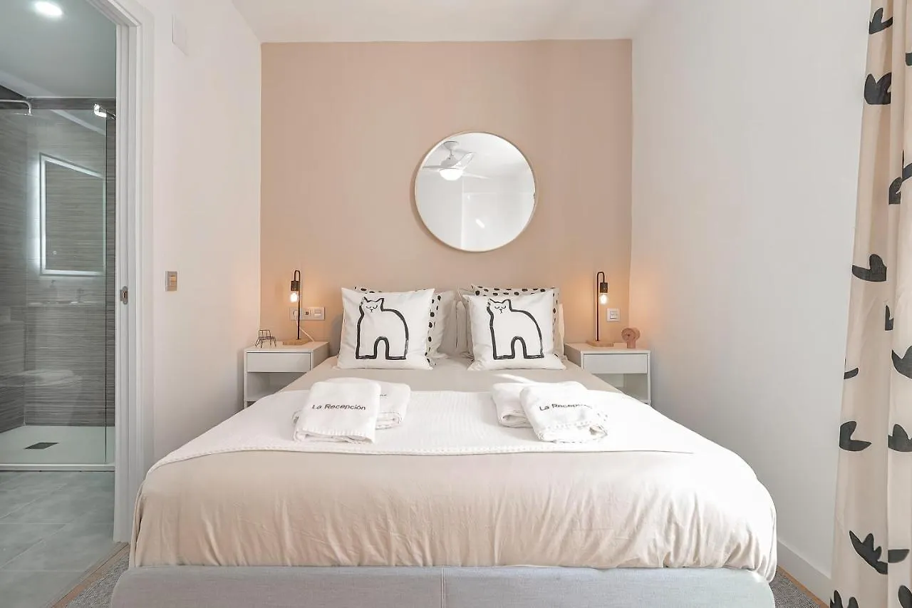 Apartment C24 Fantastic 4 Bedroom With Terrace Malaga