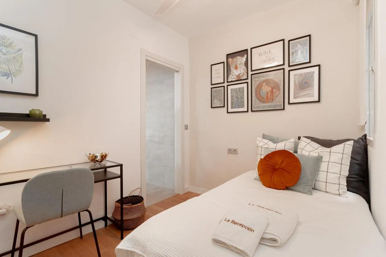C24 Fantastic 4 Bedroom With Terrace Malaga Apartment