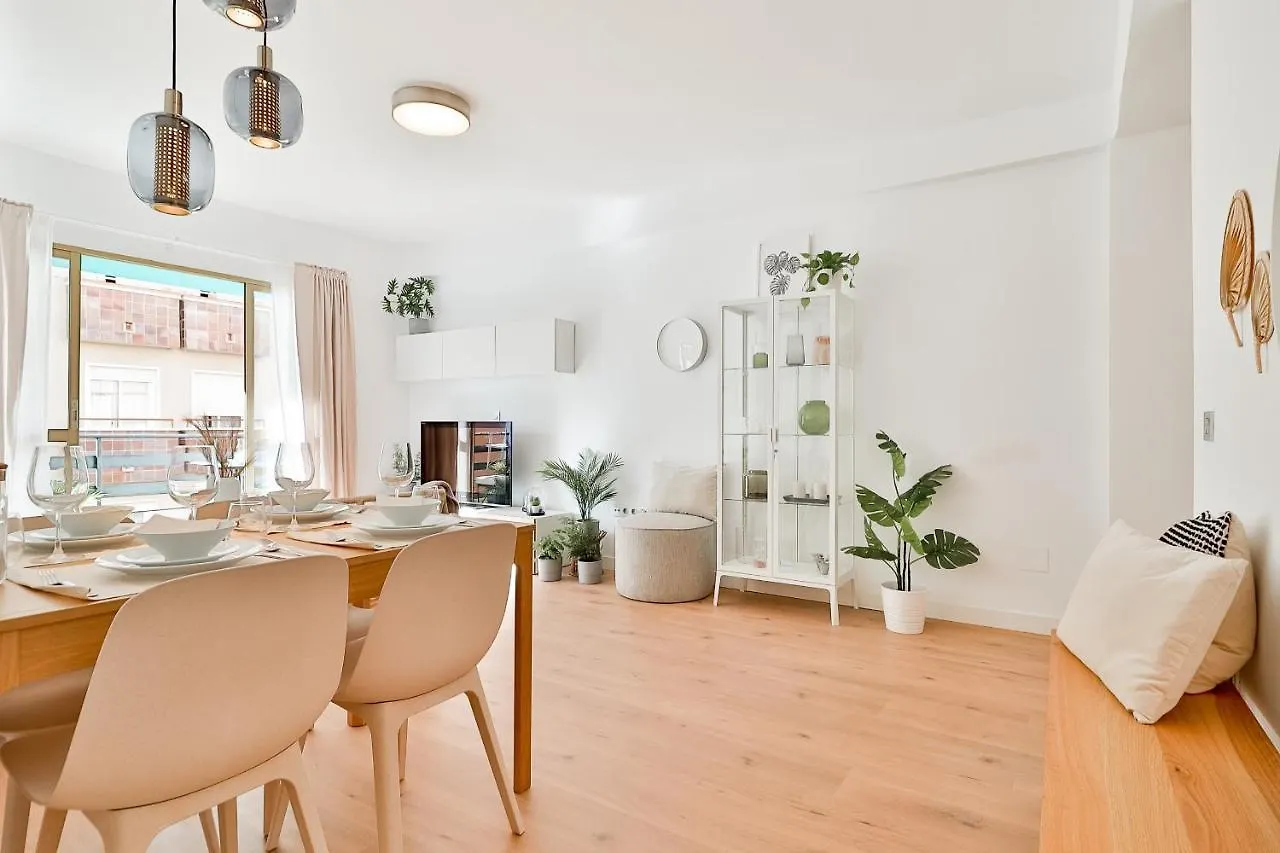 C24 Fantastic 4 Bedroom With Terrace Málaga Spanje